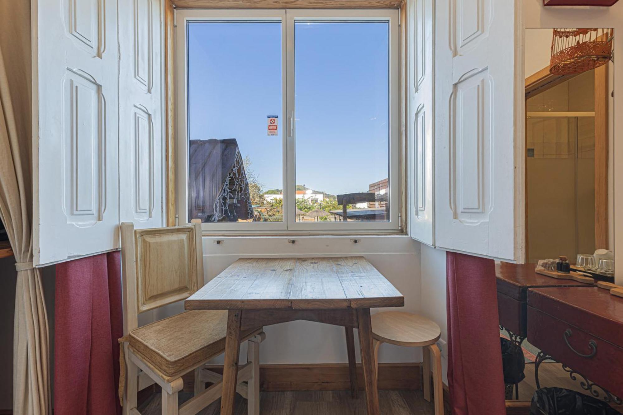 Venda do Pinheiro Ninho Saloio Bed & Breakfast エクステリア 写真