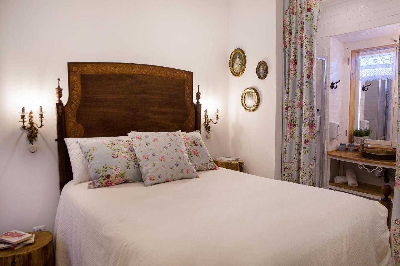 Venda do Pinheiro Ninho Saloio Bed & Breakfast エクステリア 写真