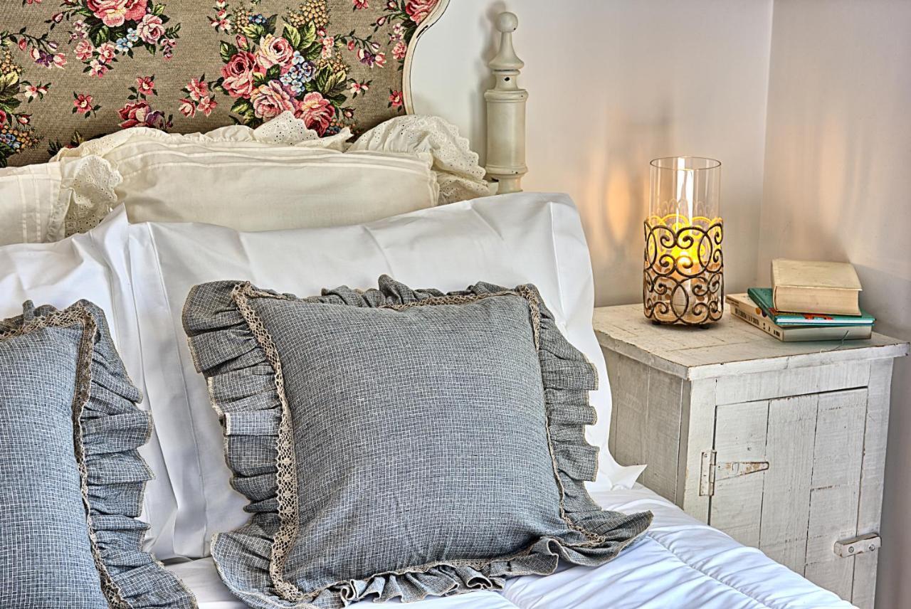 Venda do Pinheiro Ninho Saloio Bed & Breakfast エクステリア 写真